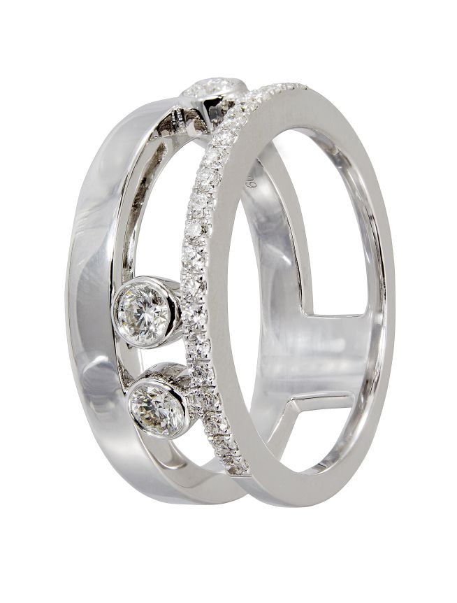 18ct White Gold Diamond Ring